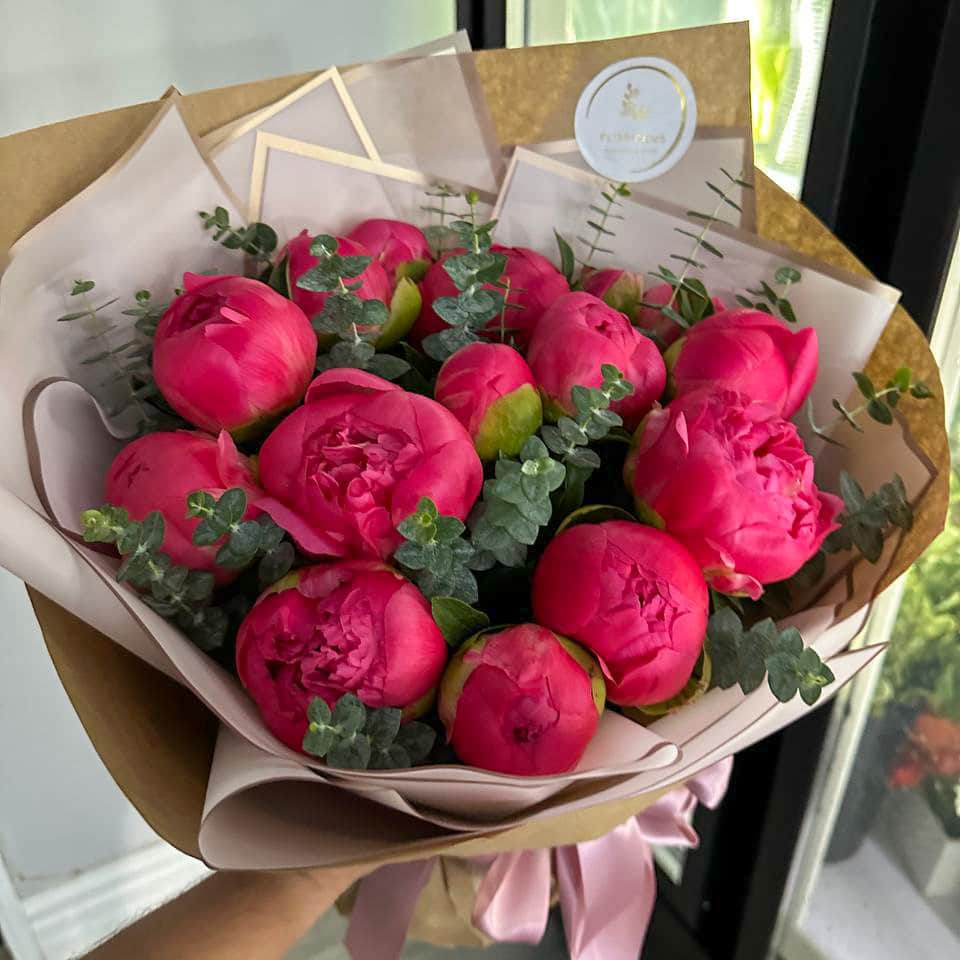 Peonies delivery Los Angeles, CA Floridens Flowers & Gifts