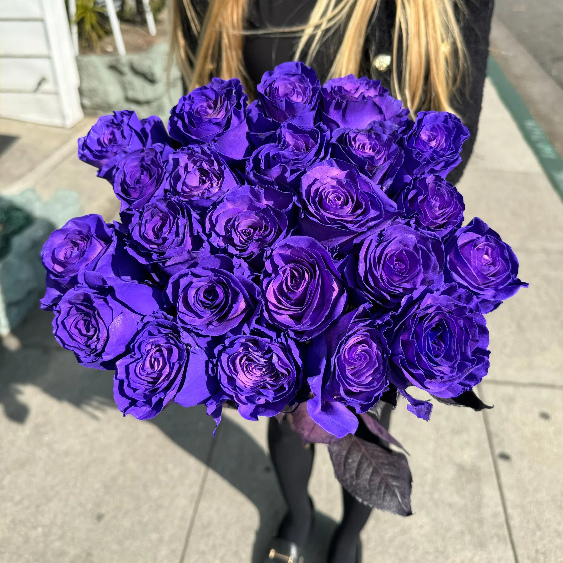 Flowers Purple Roses Premium Photo | Luxury Bouquet Of Purple Roses