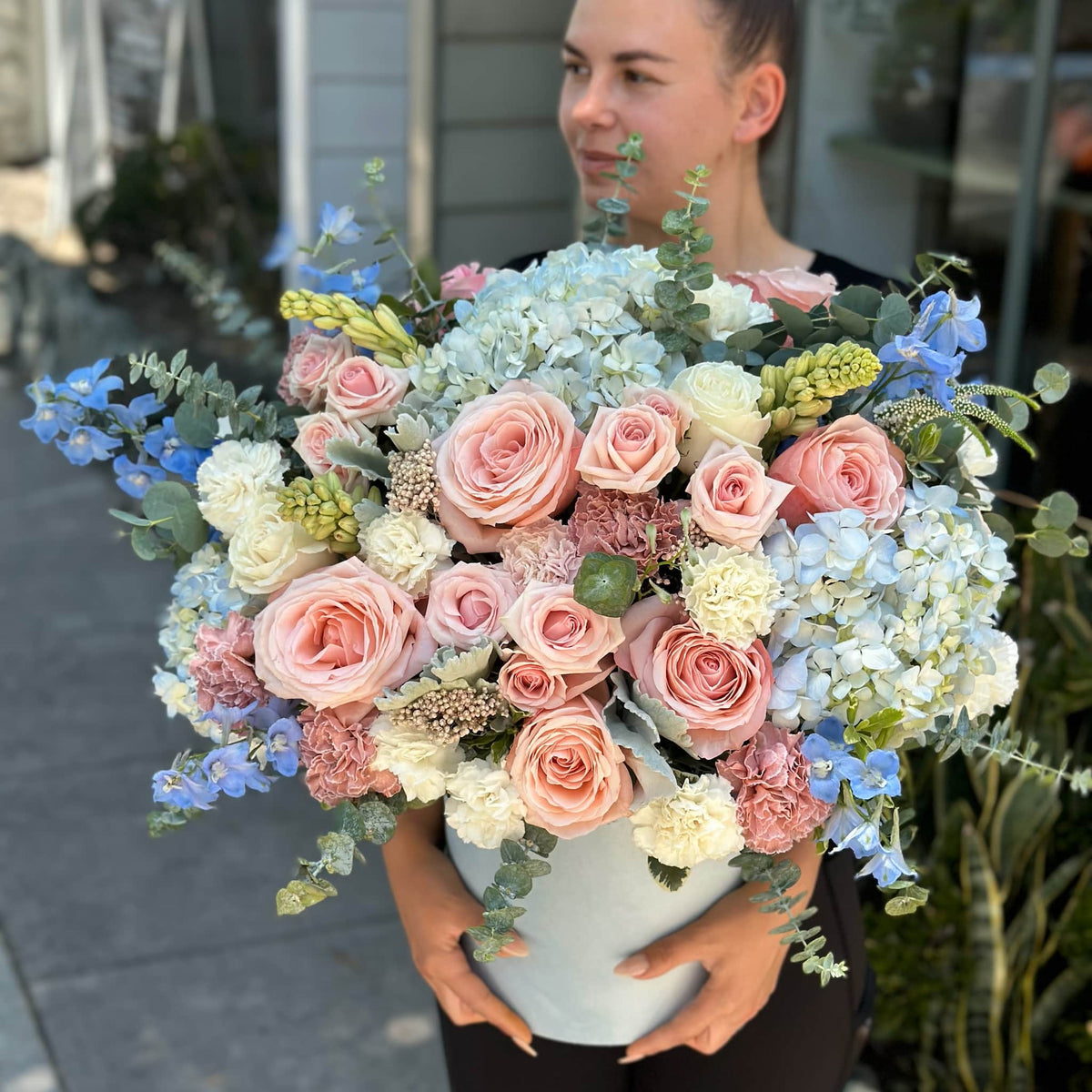 Shop Wonderland Flower Box Blue with Hydrangeas, Peach Roses in Burbank